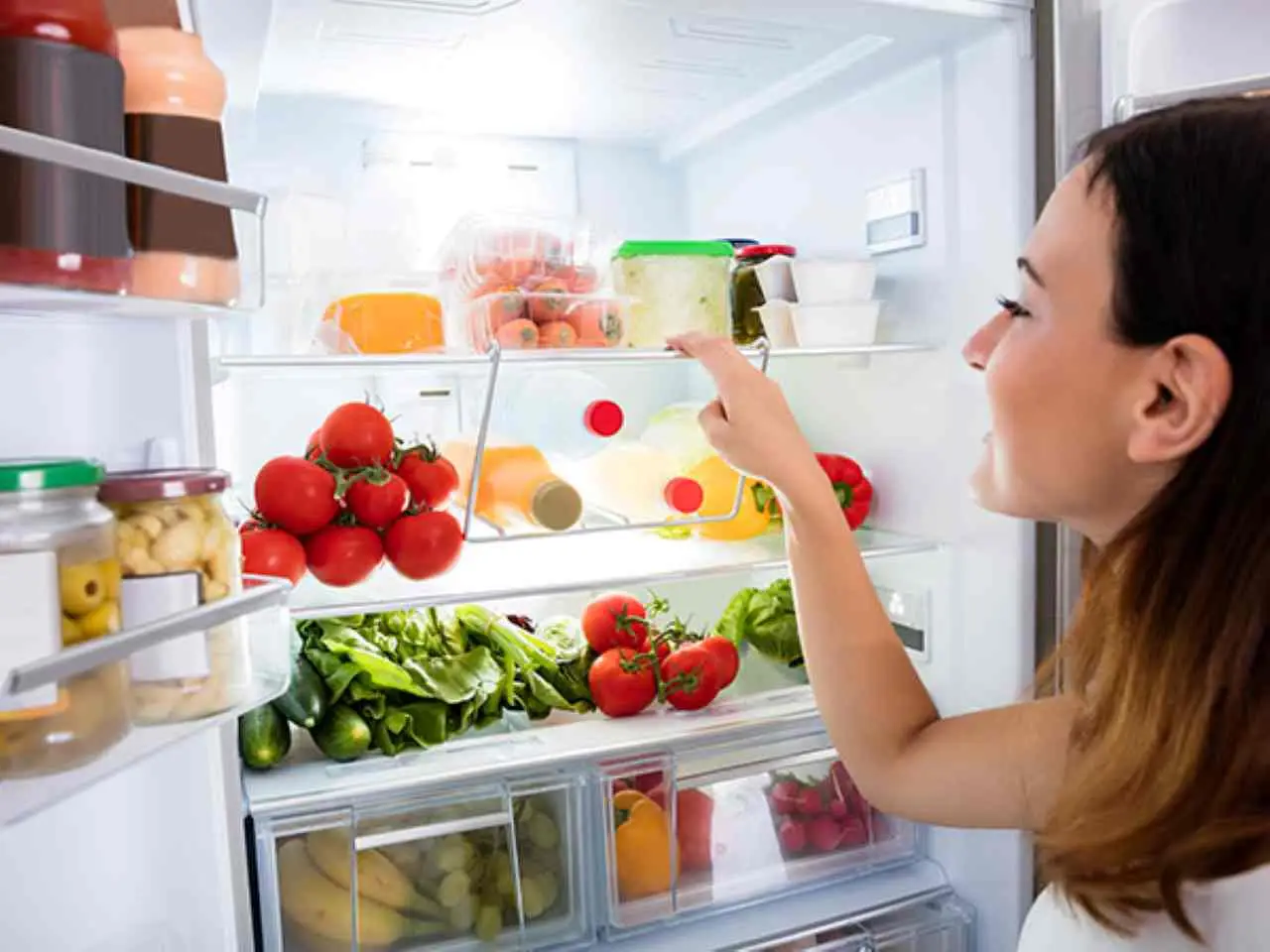 Come evitare i cattivi odori nel frigorifero in estate: la guida dell’igienista alimentare per giugno Come evitare i cattivi odori nel frigorifero in estate: la guida dell’igienista alimentare per giugno